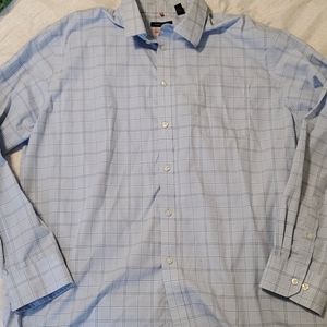 VanHeusen button up